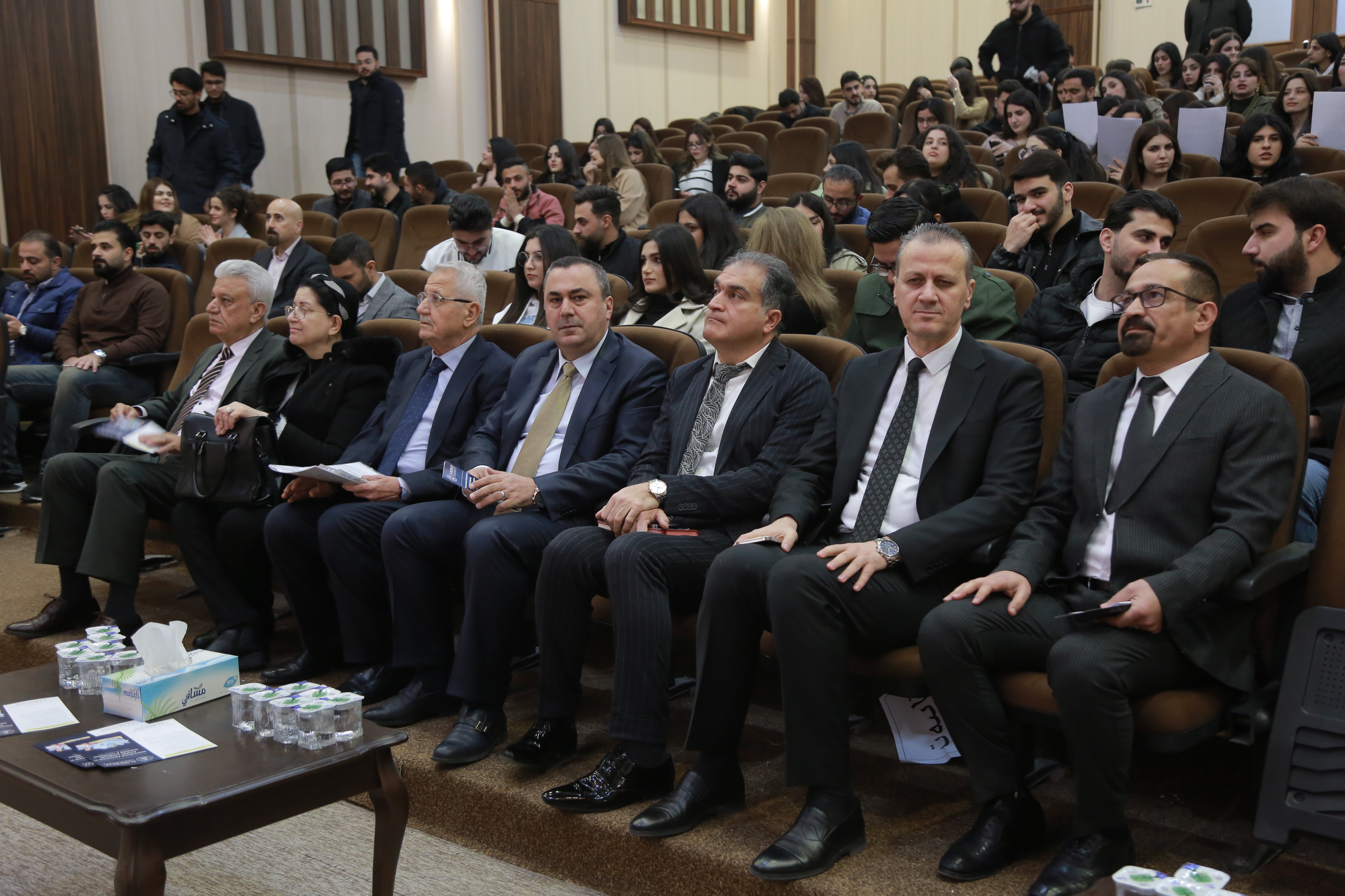 ندوة علمية حول دور الوعي الثقافي في تعلم اللغات والترجمة