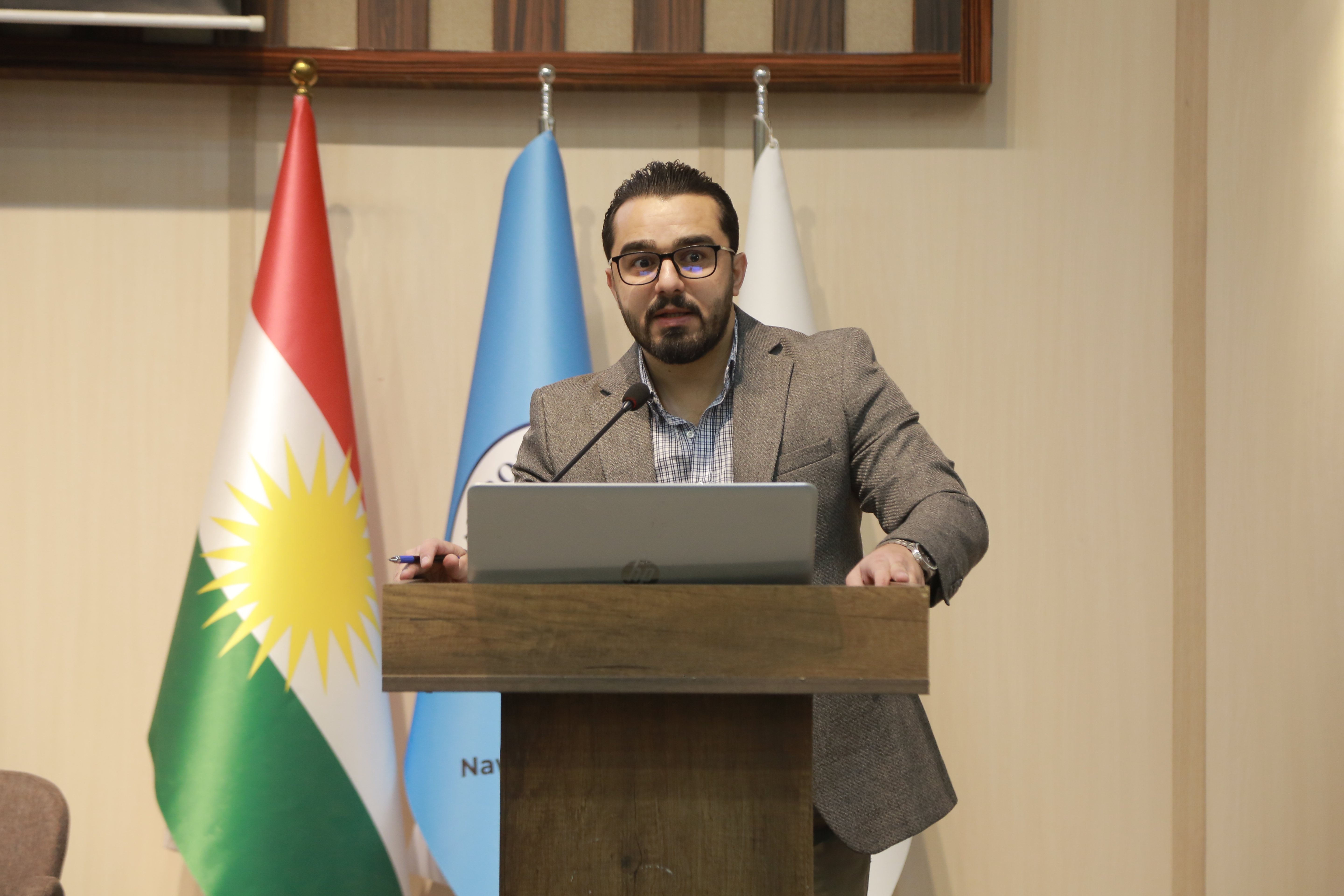 ندوة علمية حول دور الوعي الثقافي في تعلم اللغات والترجمة