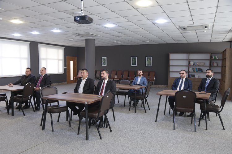 Seminar on Democracy in Iraq