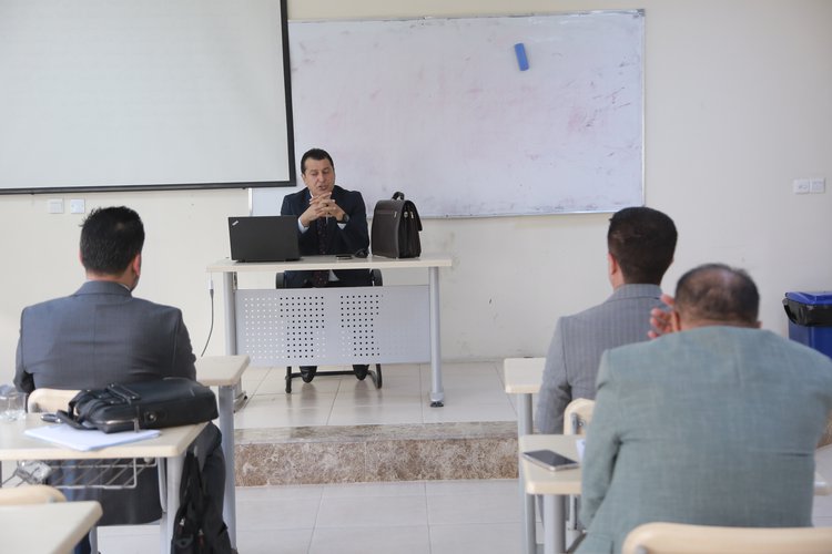سمینارەک ل زانکۆیا نەورۆز ل دۆر پاراستنا دەستوری هاتە پێشکێشکرن