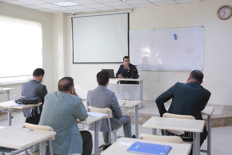 سمینارەک ل زانکۆیا نەورۆز ل دۆر پاراستنا دەستوری هاتە پێشکێشکرن