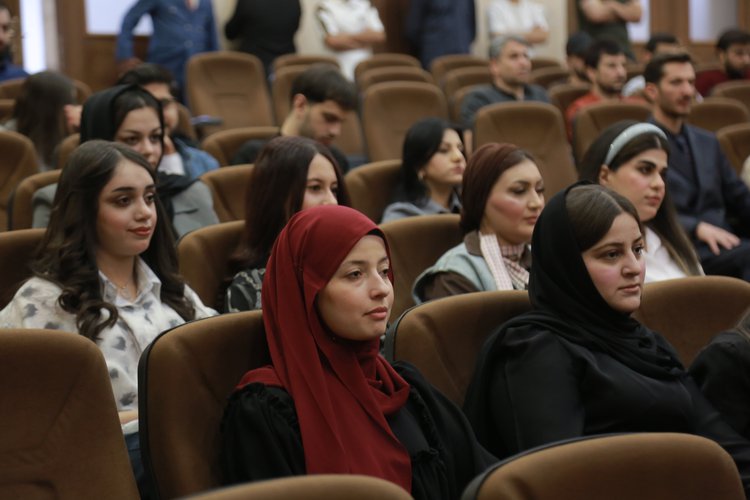 Nawroz University Organizes Symposium on Financial Disputes Between the Kurdistan Regional Government and the Iraqi Federal Government