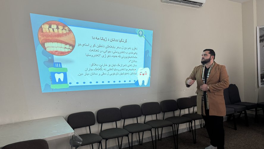 طلاب كلية طب الأسنان يزورون دار الأيتام