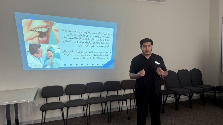طلاب كلية طب الأسنان يزورون دار الأيتام