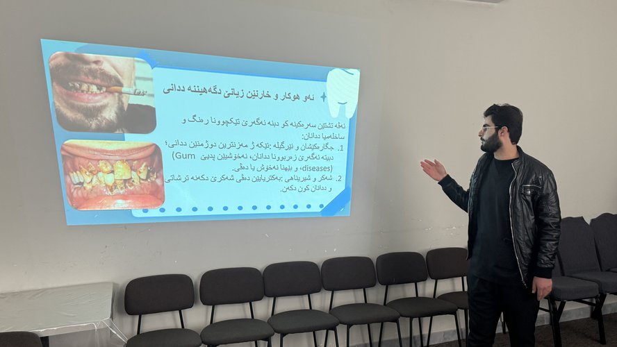 طلاب كلية طب الأسنان يزورون دار الأيتام