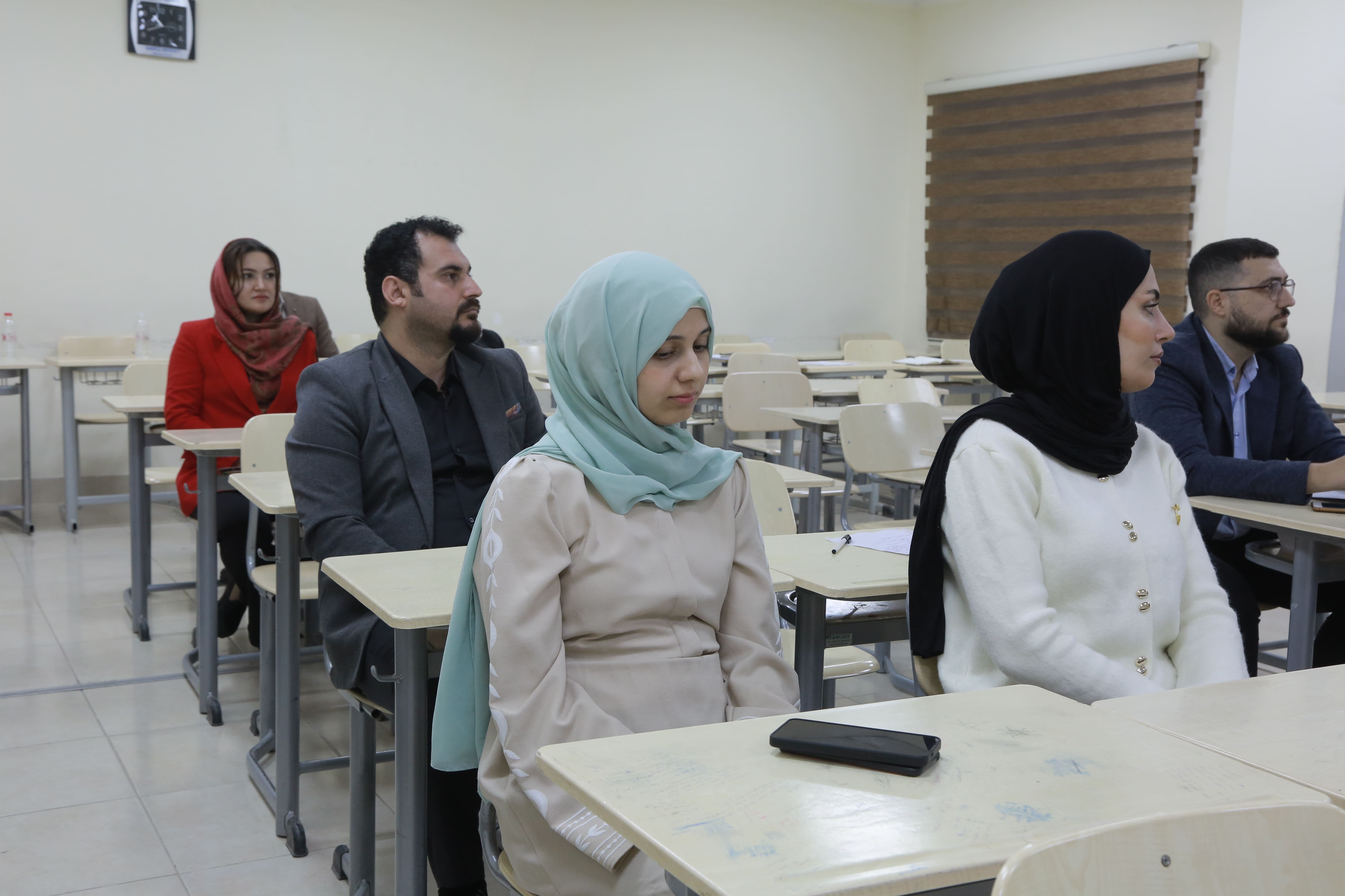 محاضرة حول موت المؤلف فی جامعة نوروز
