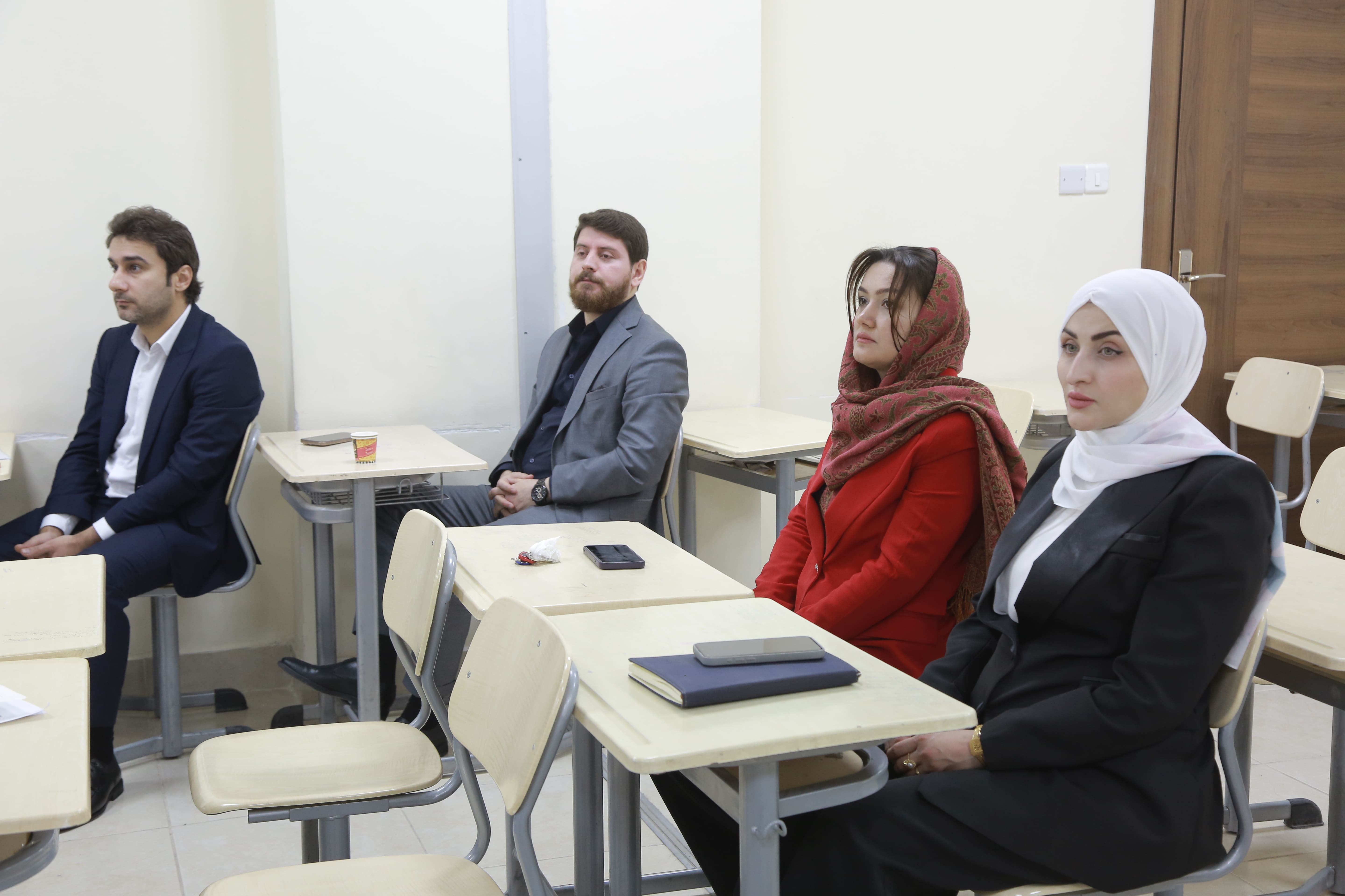 محاضرة حول موت المؤلف فی جامعة نوروز