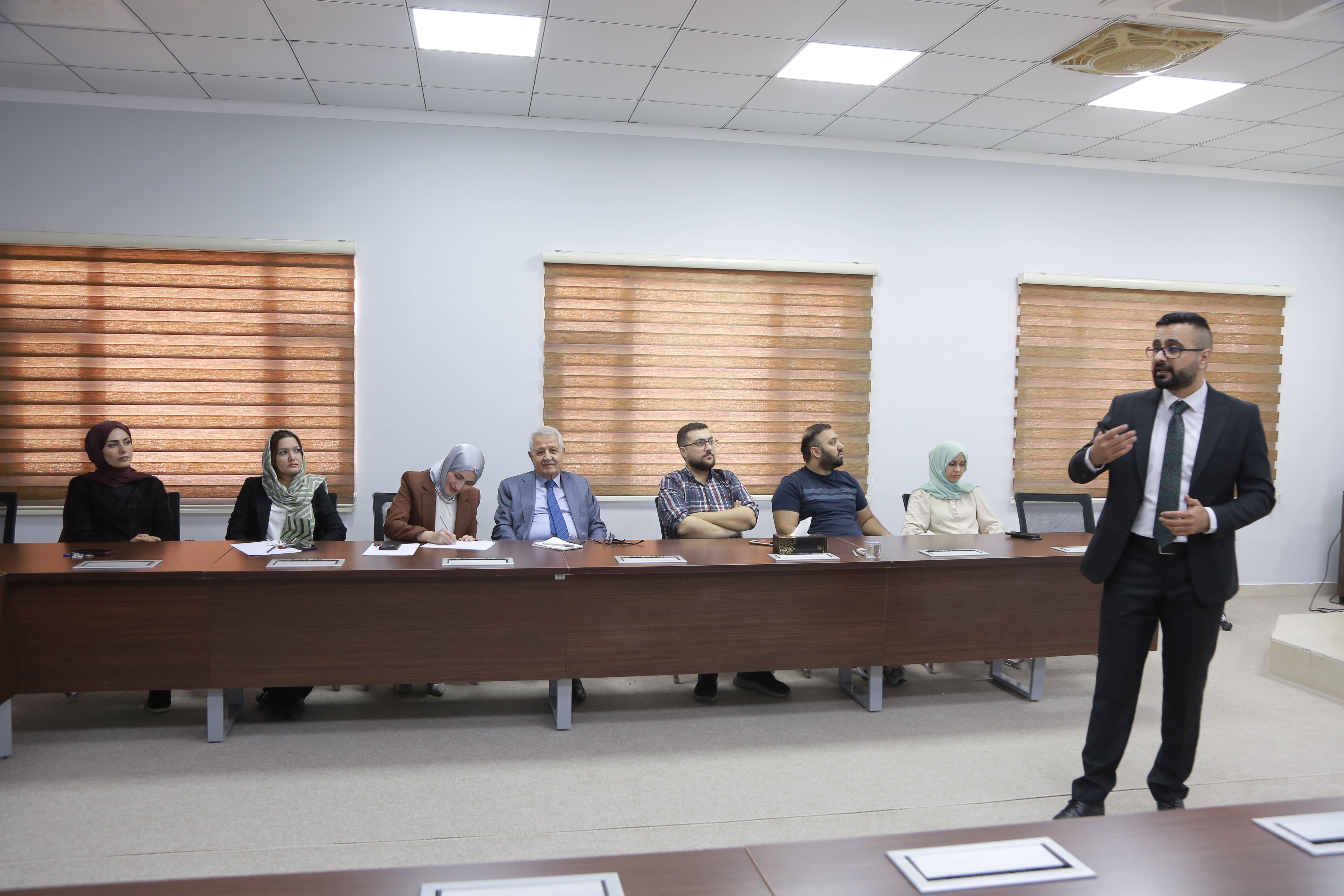 في جامعة نوروز، سُلِّطَ الضوءُ على "كيفية ظهور أعراض الاكتئاب"