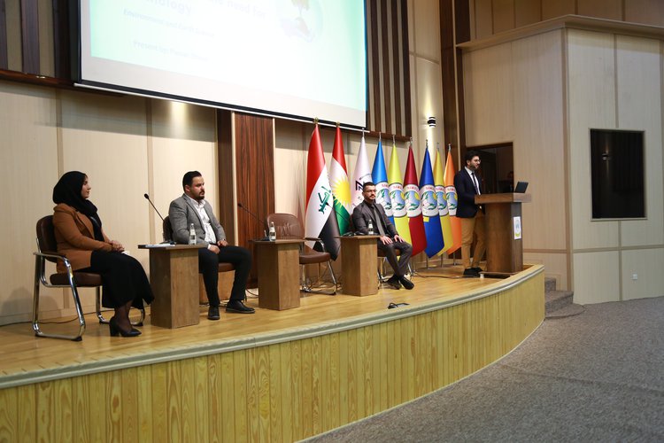 Nawroz University Hosts an Enlightening Symposium on Contemporary Technology 6
