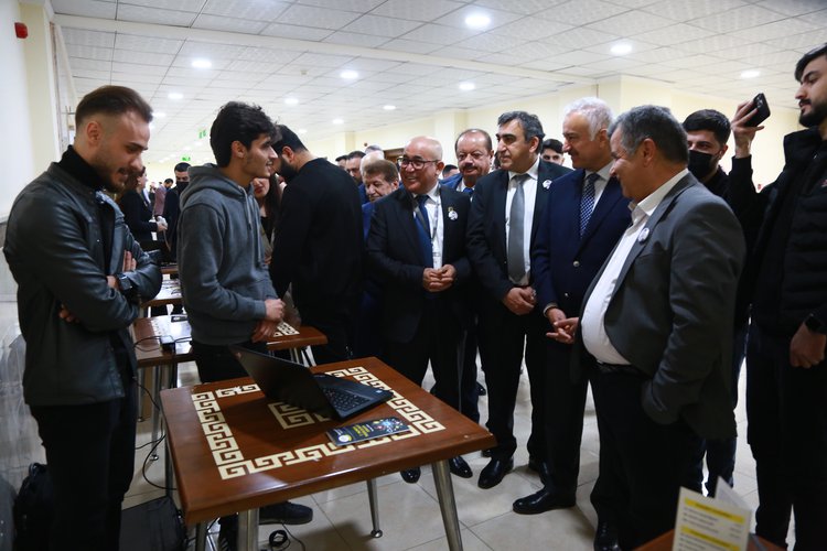 The College of Science Held its Fifth Symposium on Multimedia and Contemporary Technology