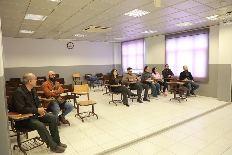 كلية اللغات في جامعة نوروز تناقش صعوبات الترجمة