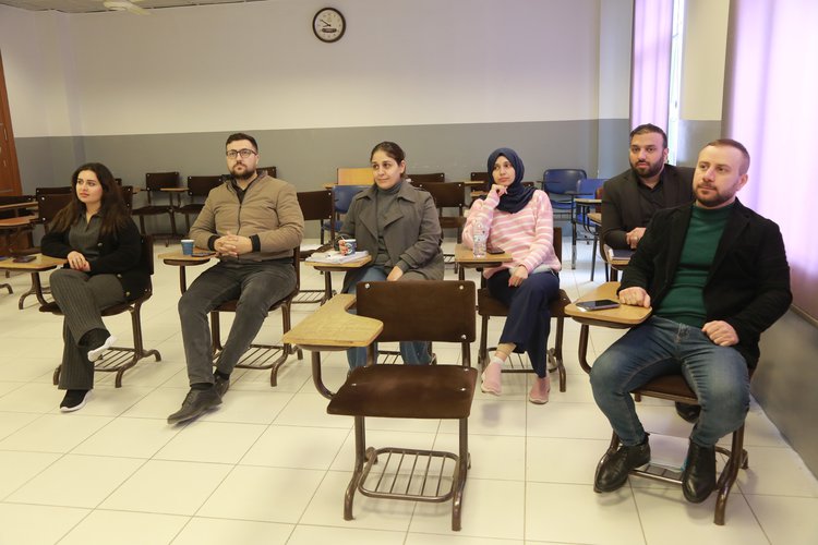 كلية اللغات في جامعة نوروز تناقش صعوبات الترجمة