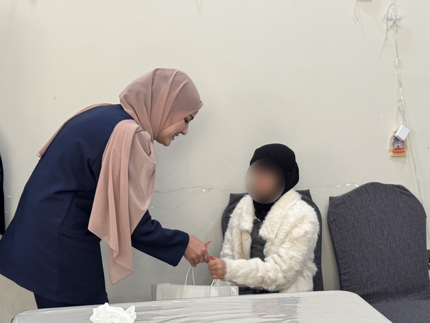 Pharmacy Students Visit Orphanage