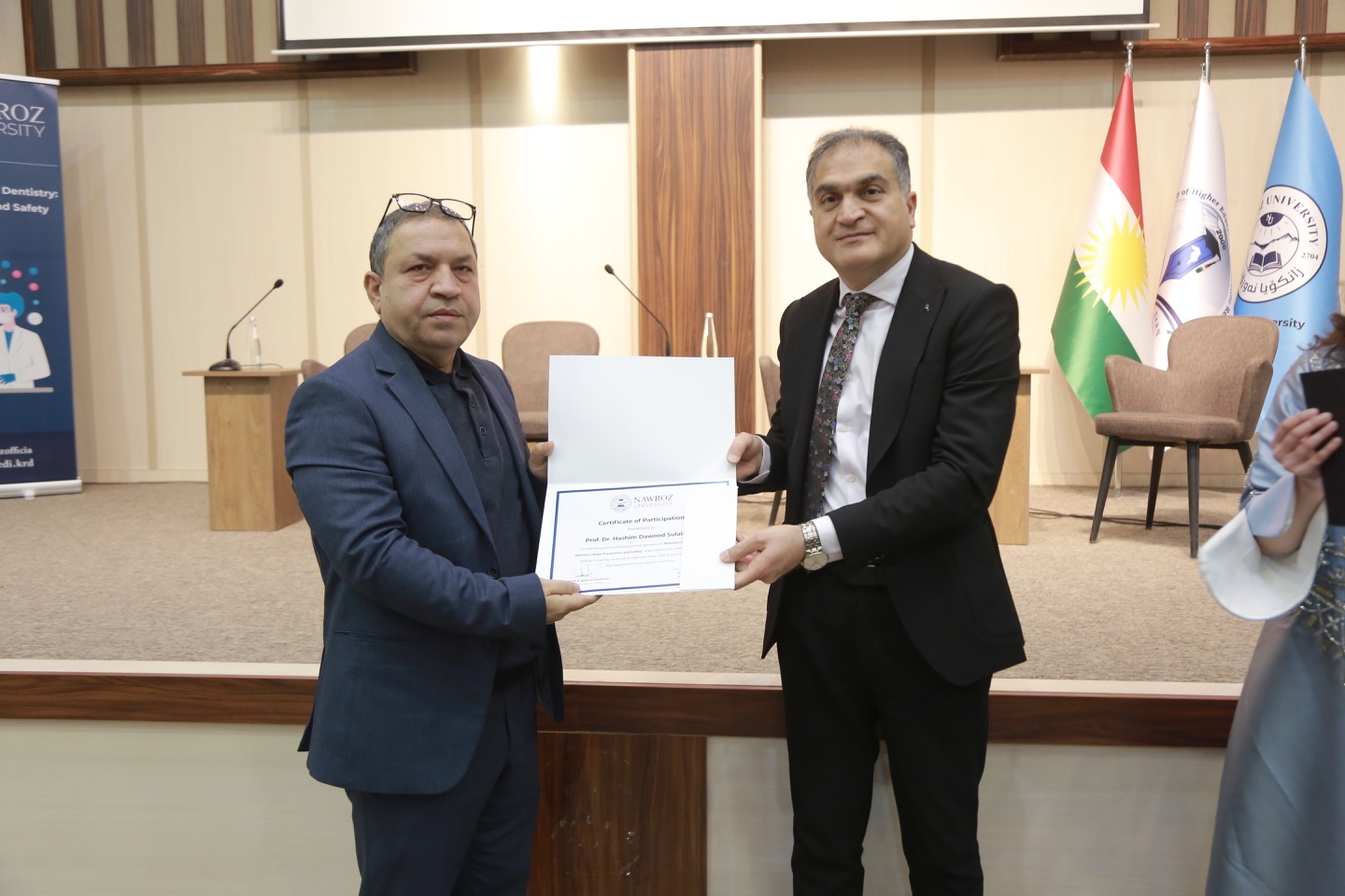 ندوة في جامعة نوروز حول "الفيروسات المنقولة بالدم في طب الأسنان: المخاطر، الوقاية، والسلامة"