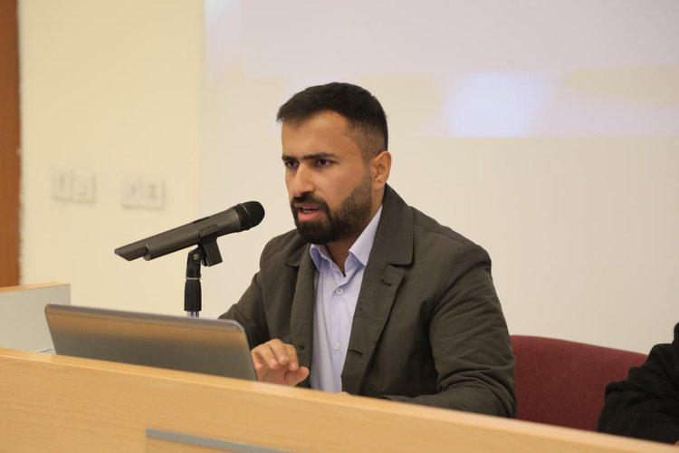 كلية العلوم في جامعة نوروز تقييم ورشة عمل حول صيانة الحاسبات