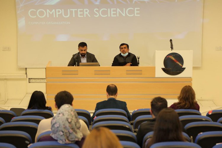 كلية العلوم في جامعة نوروز تقييم ورشة عمل حول صيانة الحاسبات