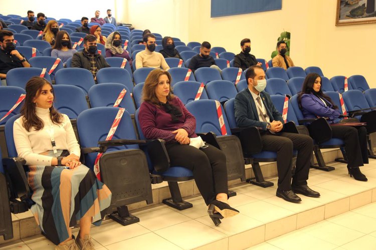 كلية العلوم في جامعة نوروز تقييم ورشة عمل حول صيانة الحاسبات