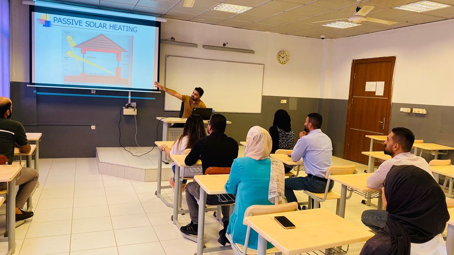 A Discussion on Renewable Energy was Held at Nawroz University
