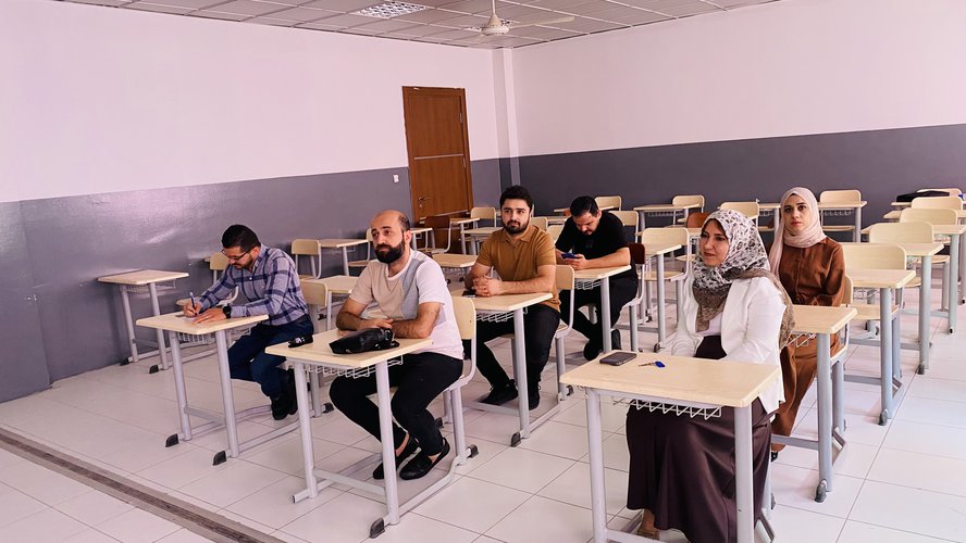 محاضرة علمية في كلية العلوم