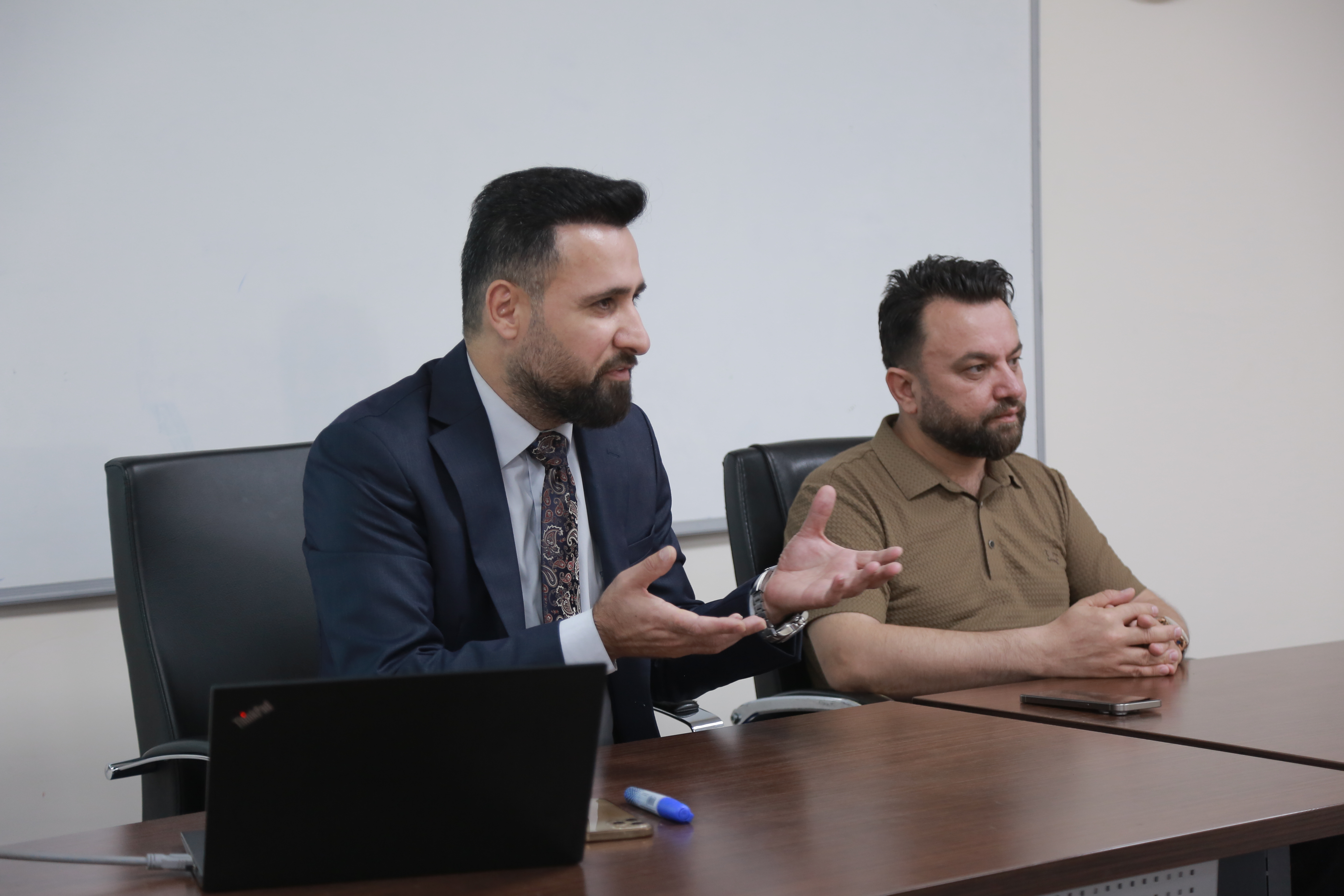 كارگێريا ستراتيژى و تيورا رێكخراوێ ل ژماره‌ك ژنه‌خۆشخانه‌يێن كه‌رتێ تايبه‌ت ل زانكۆیا نەورۆز هاتە بەحسکرن