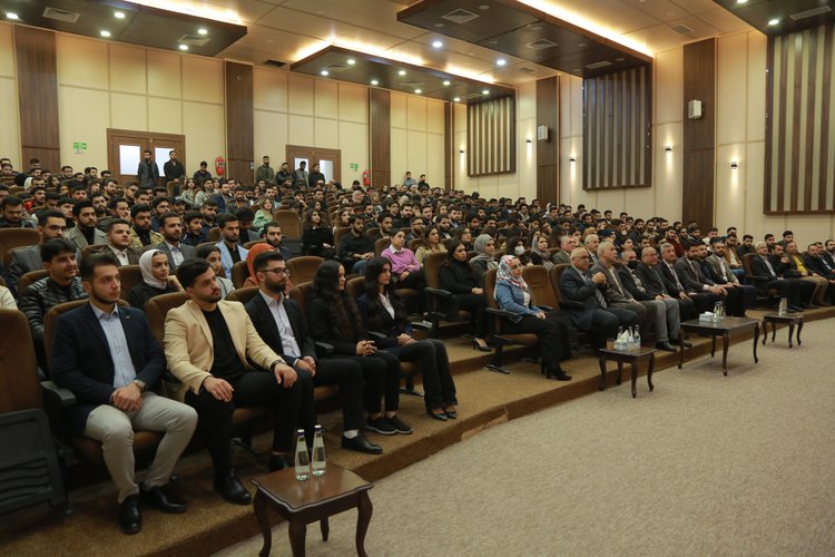 جامعة نوروز تعرض جسور من الاسباغيتي