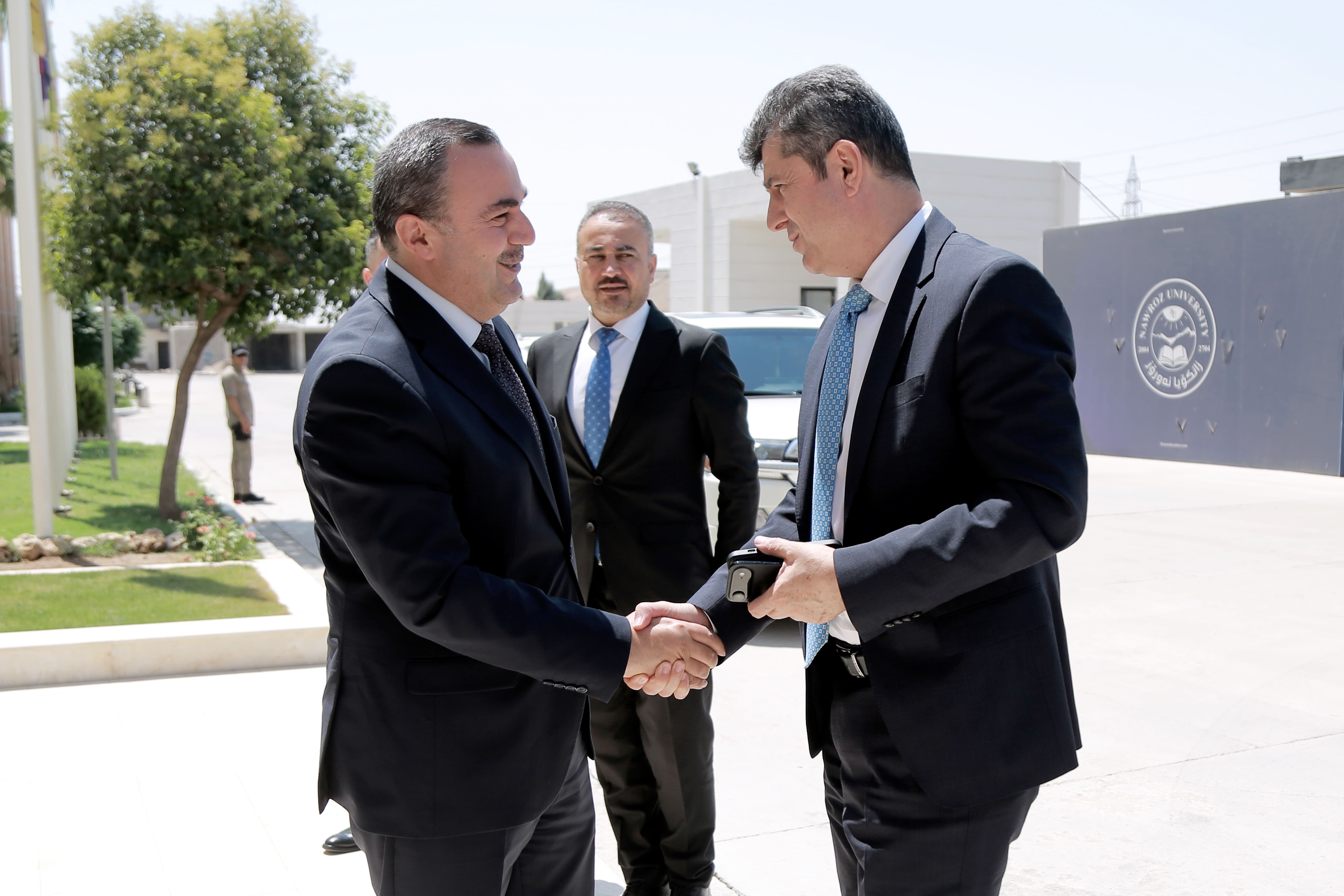 Nawroz University President Receives Duhok Governor