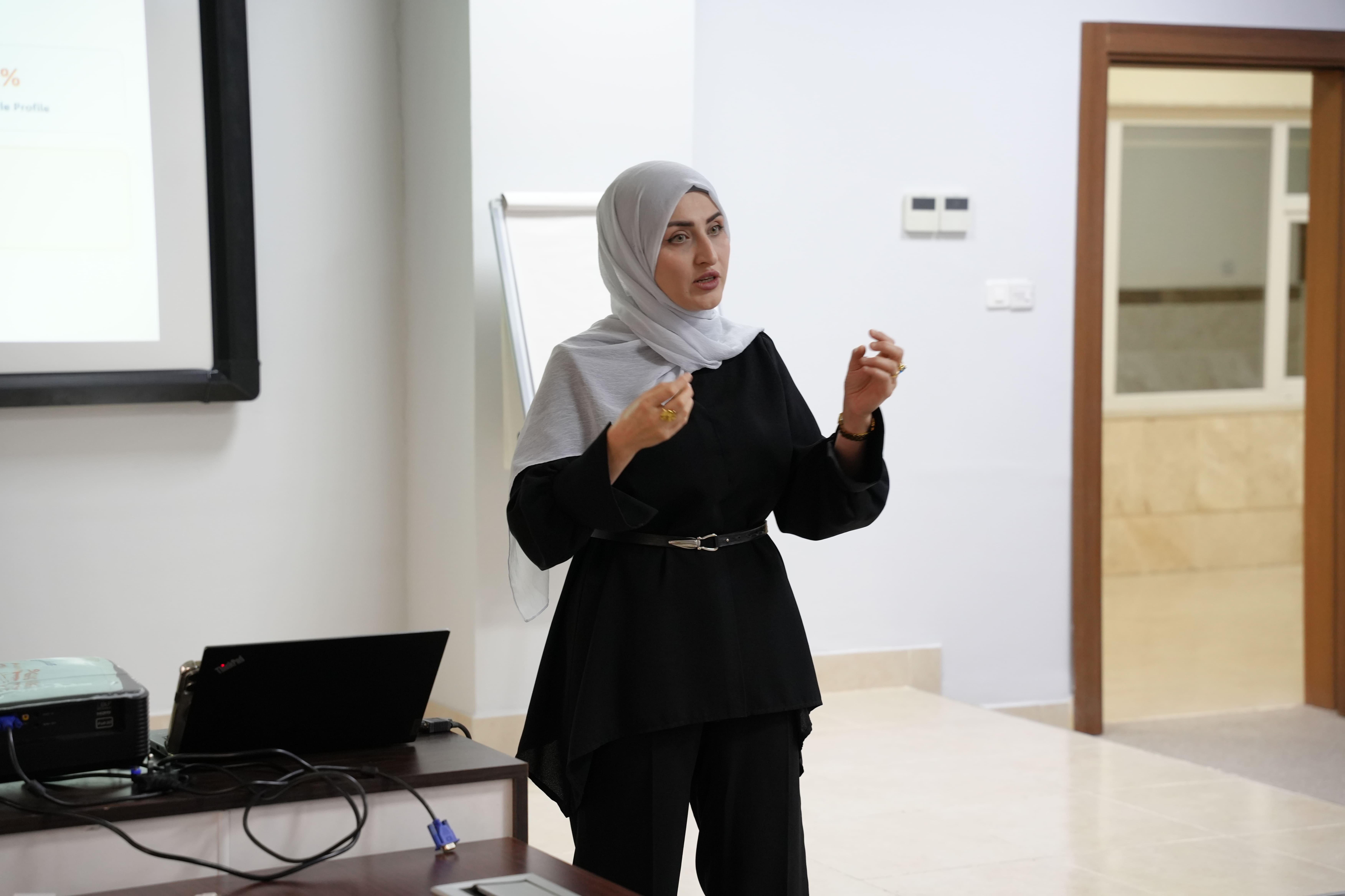 The College of Languages at Nawroz University hosts a seminar on " British and American Spelling Choices in English as a Foreign Language (EFL) Writing"
