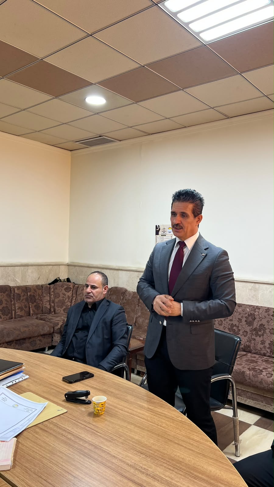 قسم القانون في جامعة نوروز ينظّم زيارة علمية لطلبة المرحلة الخامسة إلى نقابة محامي دهوك