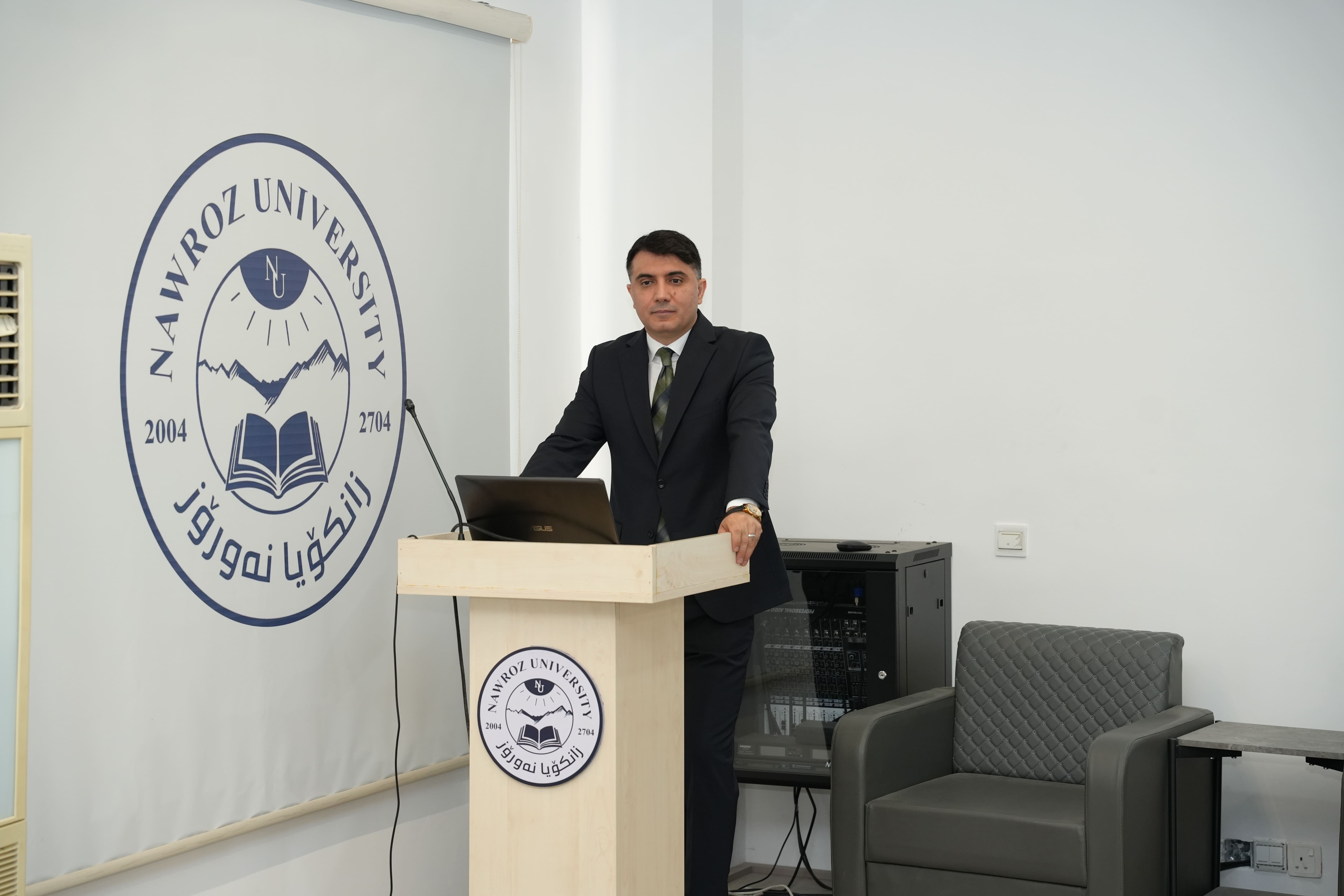 Nawroz University Holds an Academic Seminar Titled "An Analytical Study in the Light of International Documents"