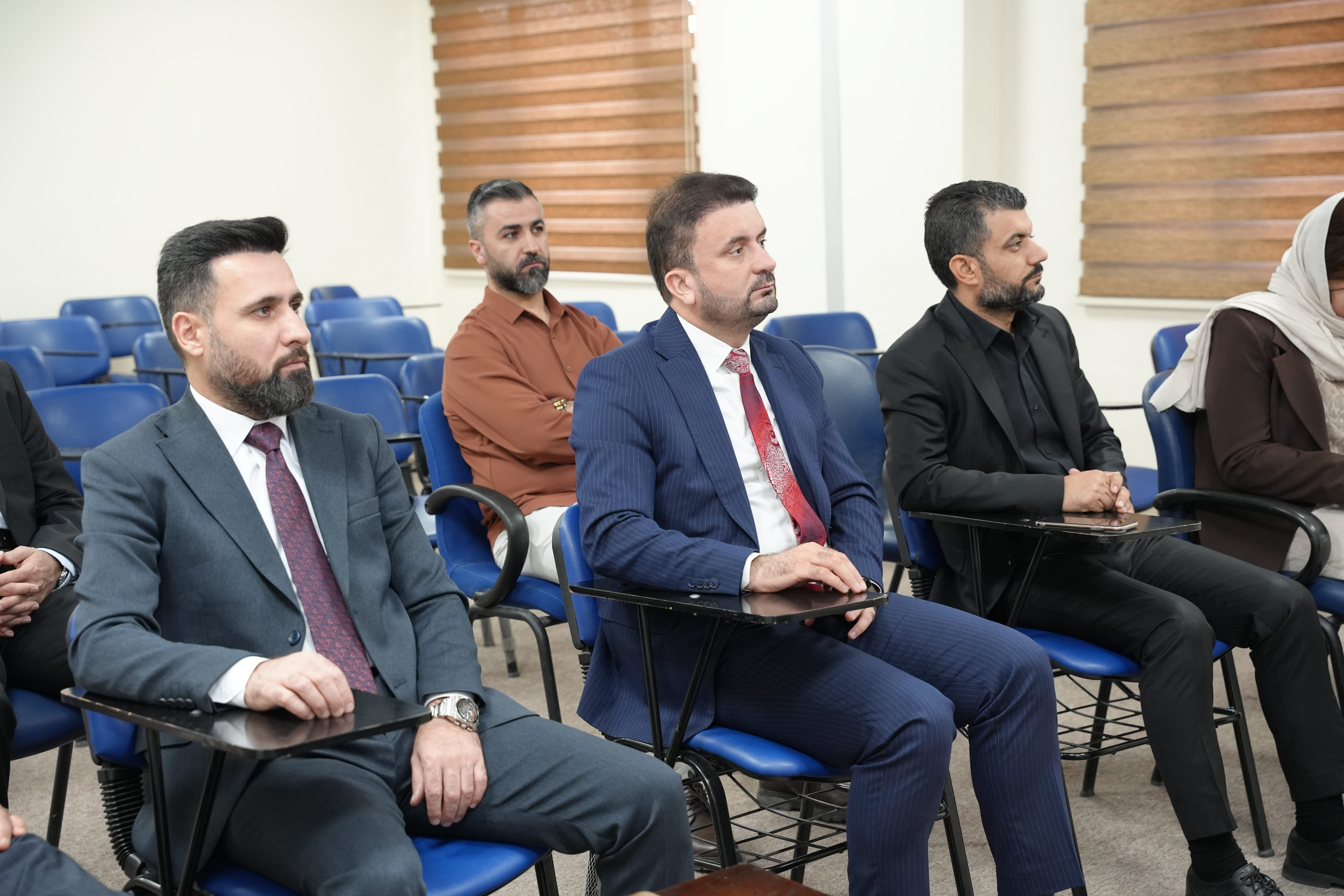 ل کۆلیژا کارگێرى و ئابوورى ل زانکۆیا نەورۆز بەحسی كارتێکرنا گونجاندنا دارایی ل سەر گەشەكرنا ئابوورى ل عيراقێ هاتە کرن